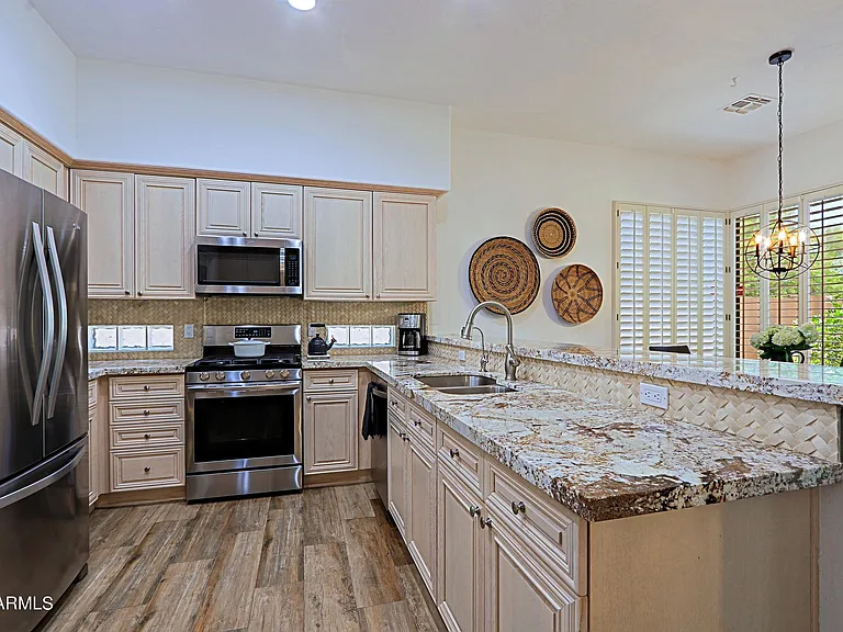 33690 N 71st Way — Photo 16