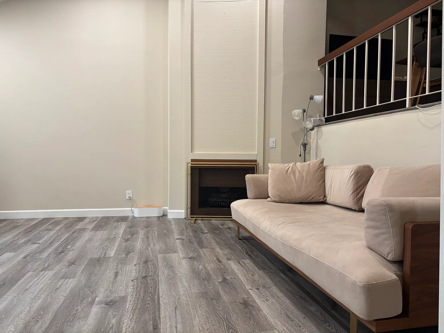 2 bed, 1384 sqft, $3,700 — Photo 2