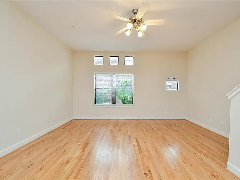 11315 S Main St #1-301 — Photo 17