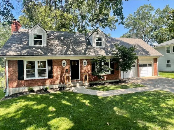 5512 W 98th Ter, Overland Park, KS 66207