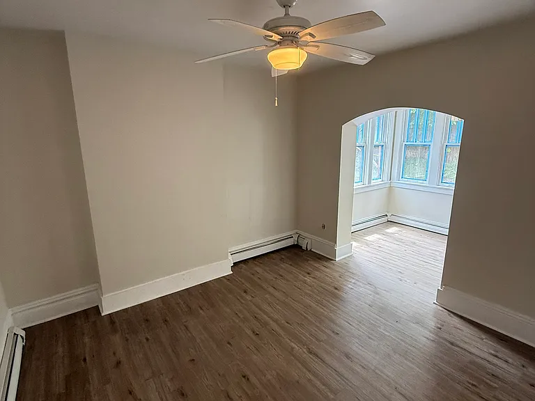 39 Kenmore Ave #1 — Photo 2
