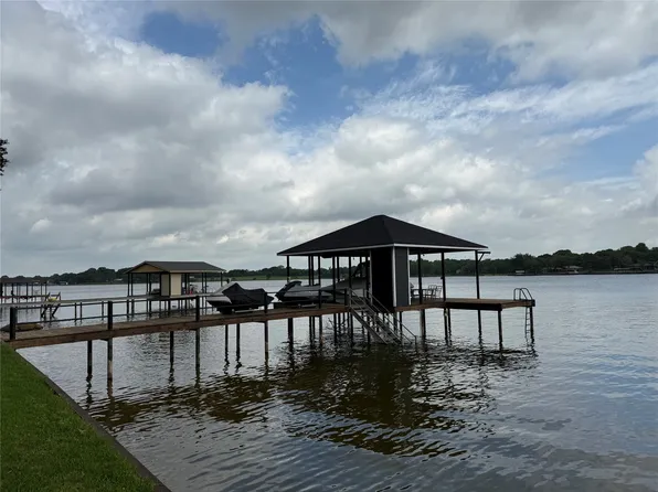 11186 Lakeside Ln, Mabank, TX 75156