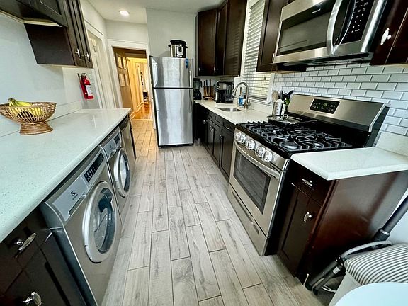 2nd image of 10 Willowdale Ave Unit 1