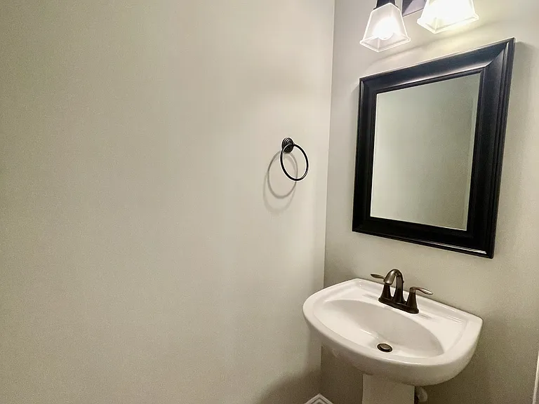 510 Capstone Dr #1 — Photo 7