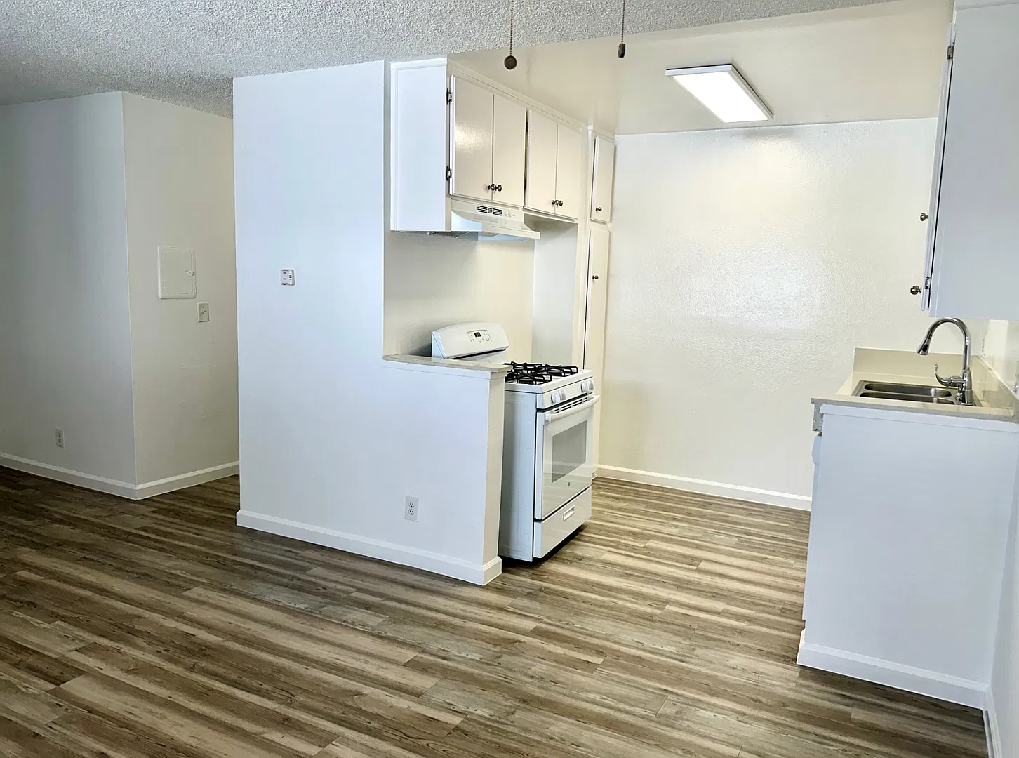 16565 Vanowen Street — Photo 3