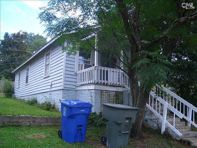 2nd image of 2409 Matthews St