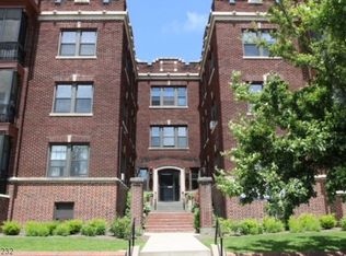31 The Cres APT 24, Montclair, NJ 07042