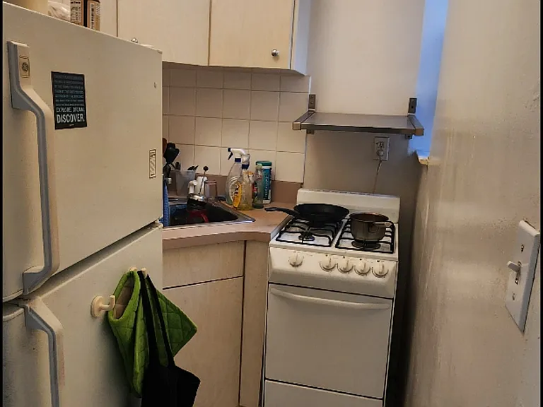 515 E 83rd St #5A — Photo 5