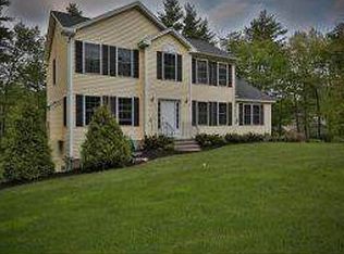 18 Oak Ridge Rd, Weare, NH 03281