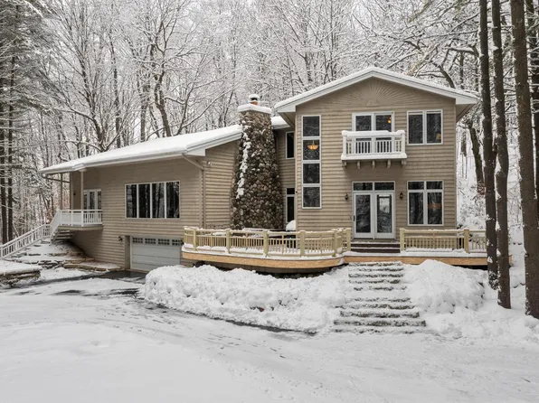 4900 Hubertus ROAD, Hubertus, WI 53033