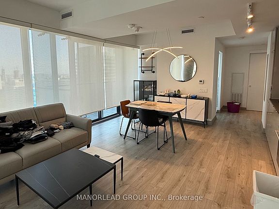 3rd image of 161 Roehampton Ave #3209