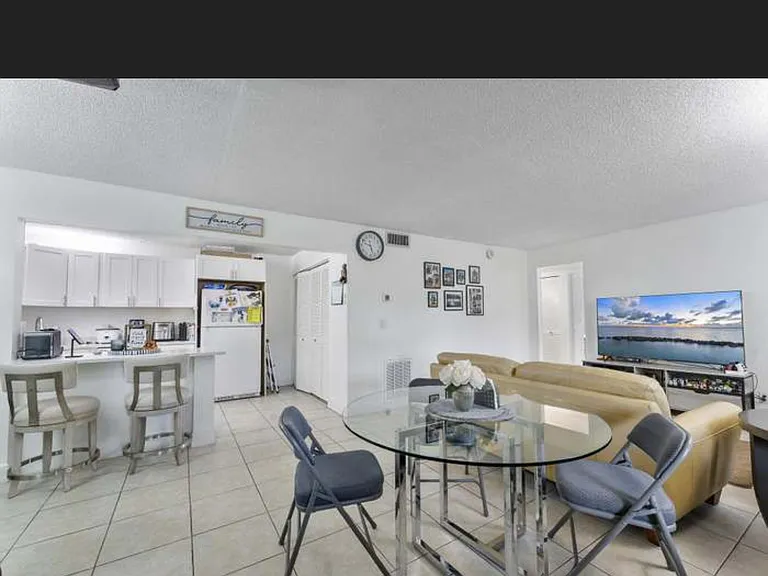 4844 Sable Pine Cir #B1 — Photo 4