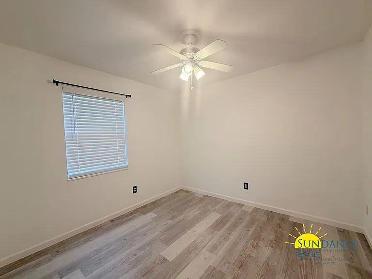 166 Marcia Dr — Photo 15