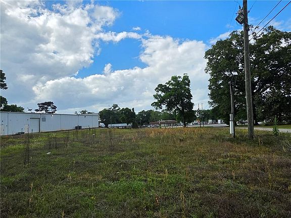 4th image of 6891 Moffett Rd