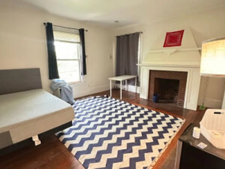 27 Orkney Rd #H — Photo 7