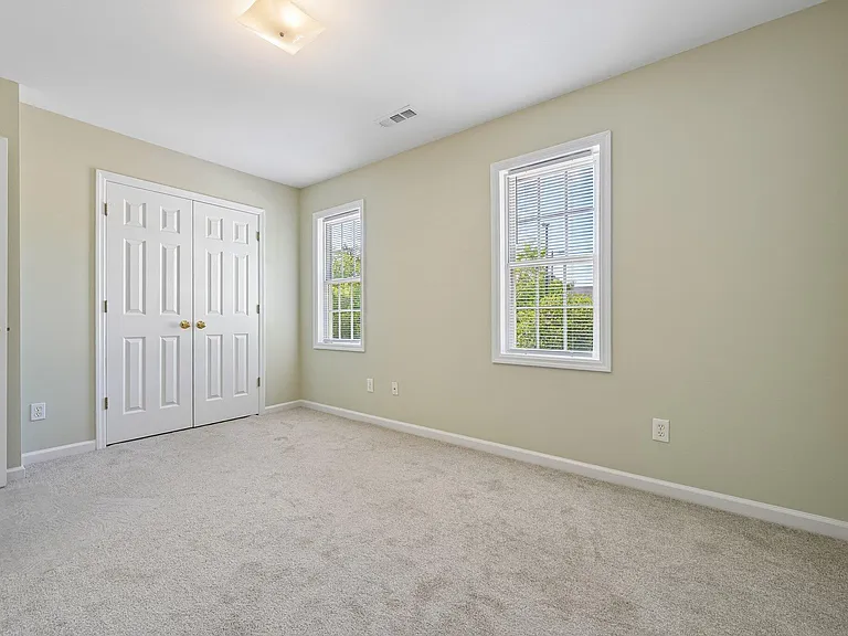 278 S Raleigh St — Photo 23
