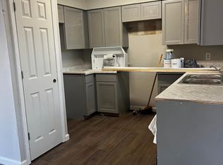 1308 S Frankfort Ave APT B, Russellville, AR 72801