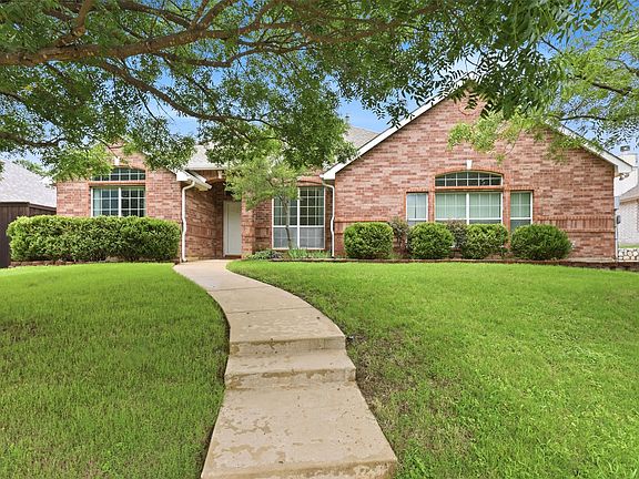 2nd image of 1313 Val Verde Ct