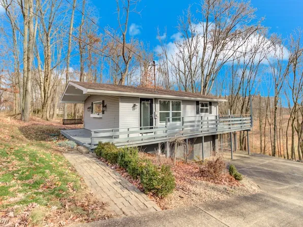 29 Manito Trl, Malvern, OH 44644