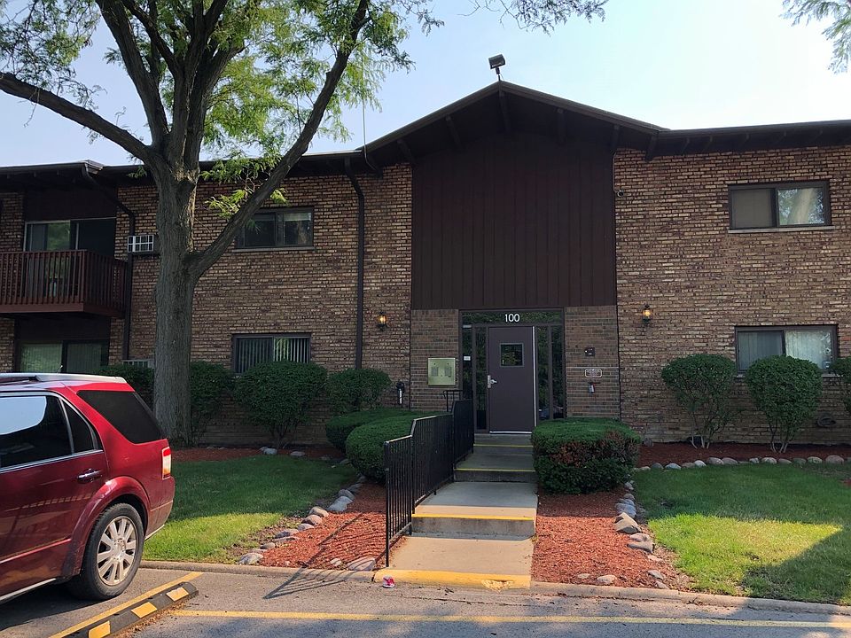 1st image of 100 Willow Ln Unit 1-220