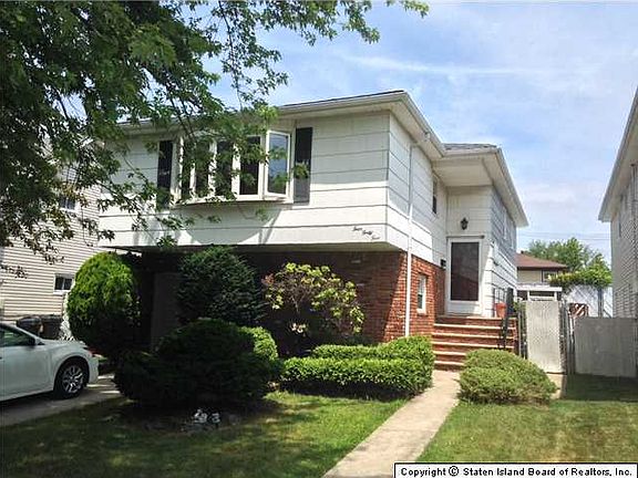 4th image of 445 Albourne Ave