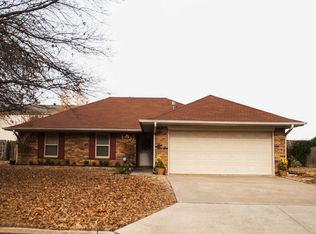 2913 Oakview Rd, Fort Smith, AR 72908