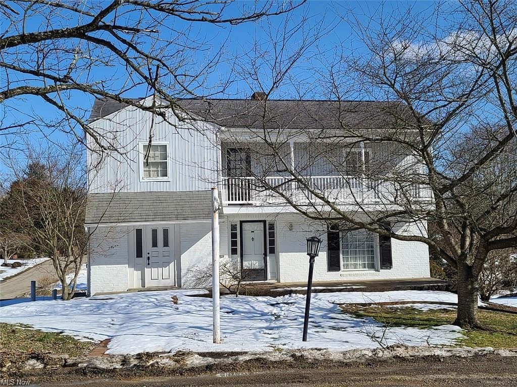 2810 Dresden Rd Zanesville Oh 43701 Mls 4258074 Zillow