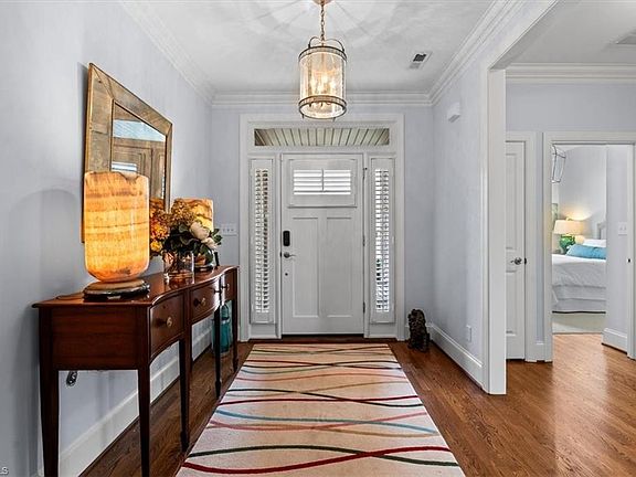 3rd image of 6 Blakeney Pl