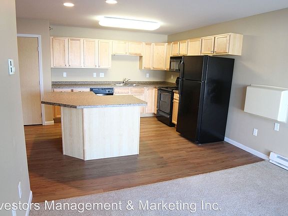 5th image of 3750 Gardenview Dr APT 302