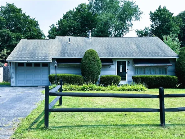 410 Van Roen Rd, Utica, NY 13502