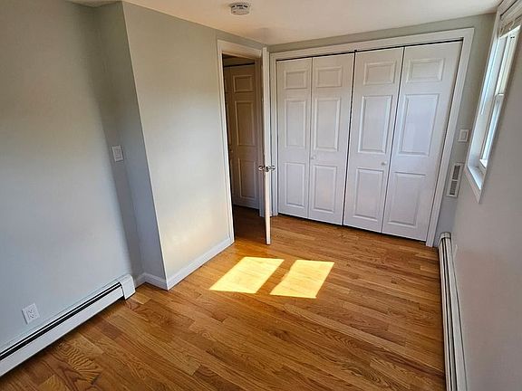 2nd image of 82 Linwood St