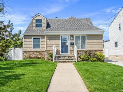 369 Yale Road, Garden City, NY, 11530