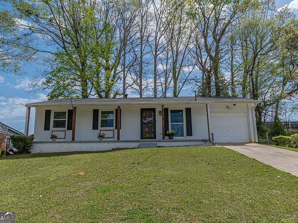 1st image of 4558 Ryan Rd