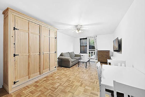 1st image of 150 E 27th St APT 1H