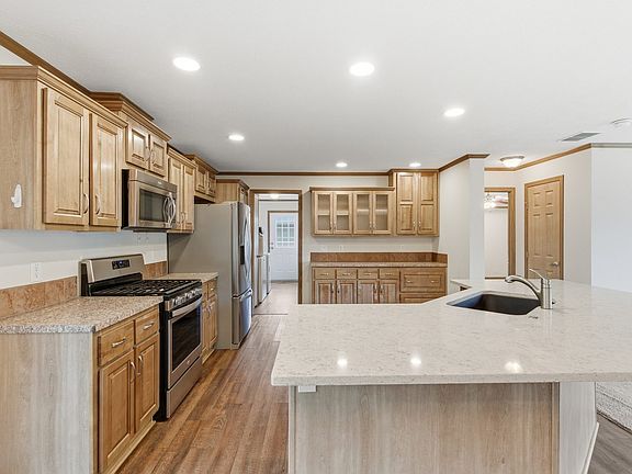 4th image of 22816 243rd St