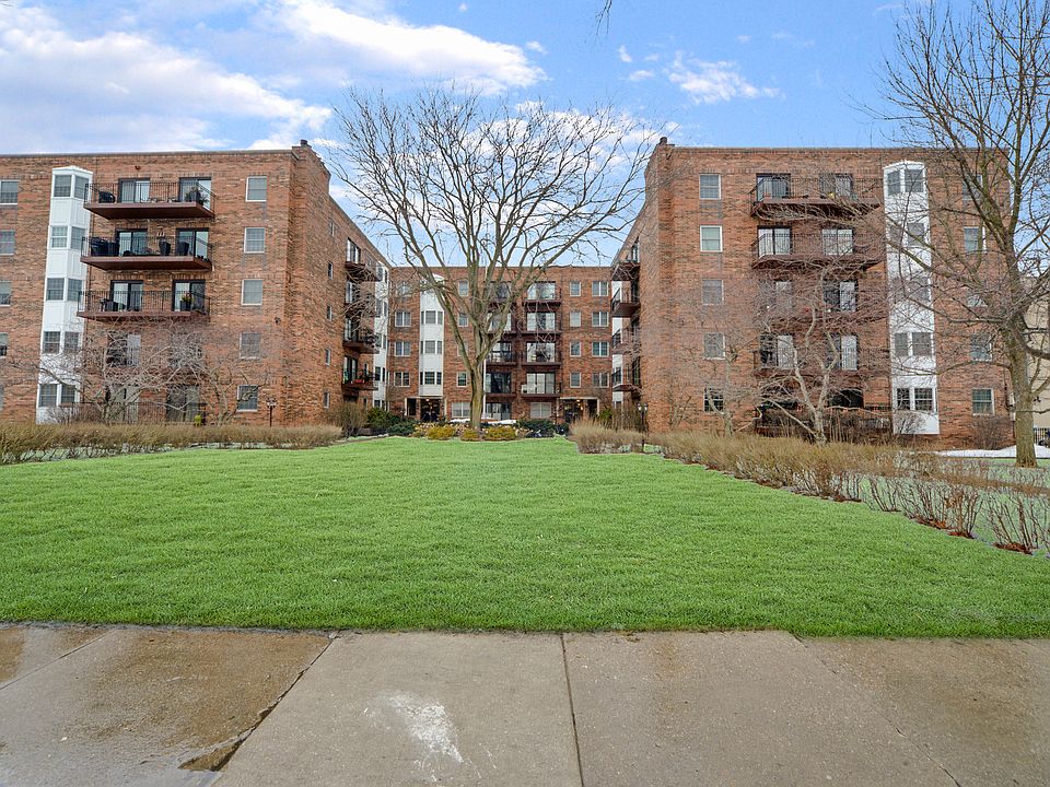 1st image of 1501 Oak Ave APT 204