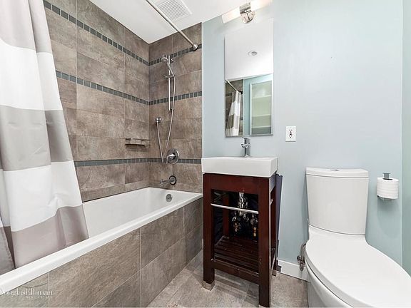 5th image of 547 Avenue Of The Americas #3A