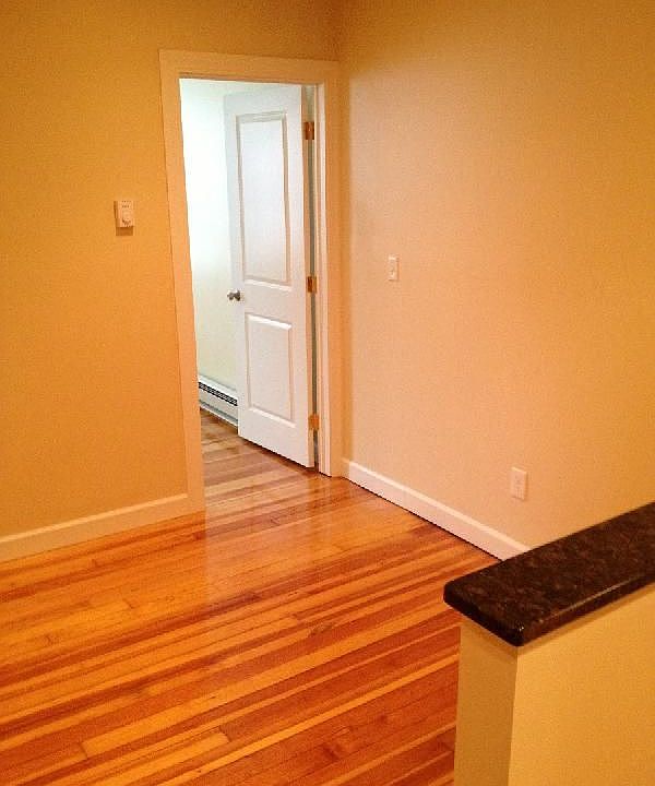 2nd image of 37 Cooper St #1-Z