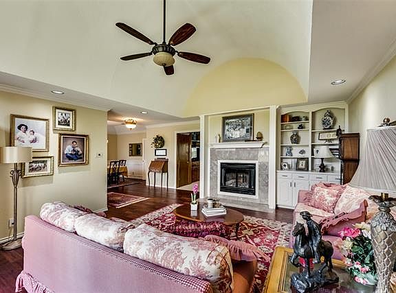 5th image of 2916 Dumas Ct