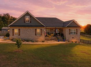5004 Candlewood Ct, Maryville, TN 37804