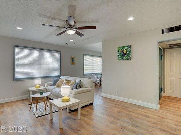 2nd image of 1401 Rexford Pl