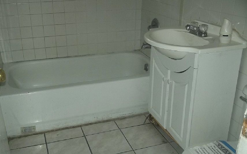 1st image of 1515 SE 12th Ave