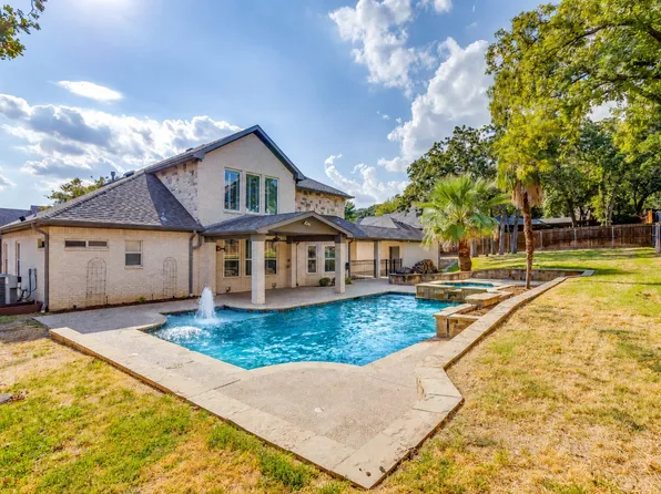 908 Bridle Path, Burleson, TX 76028