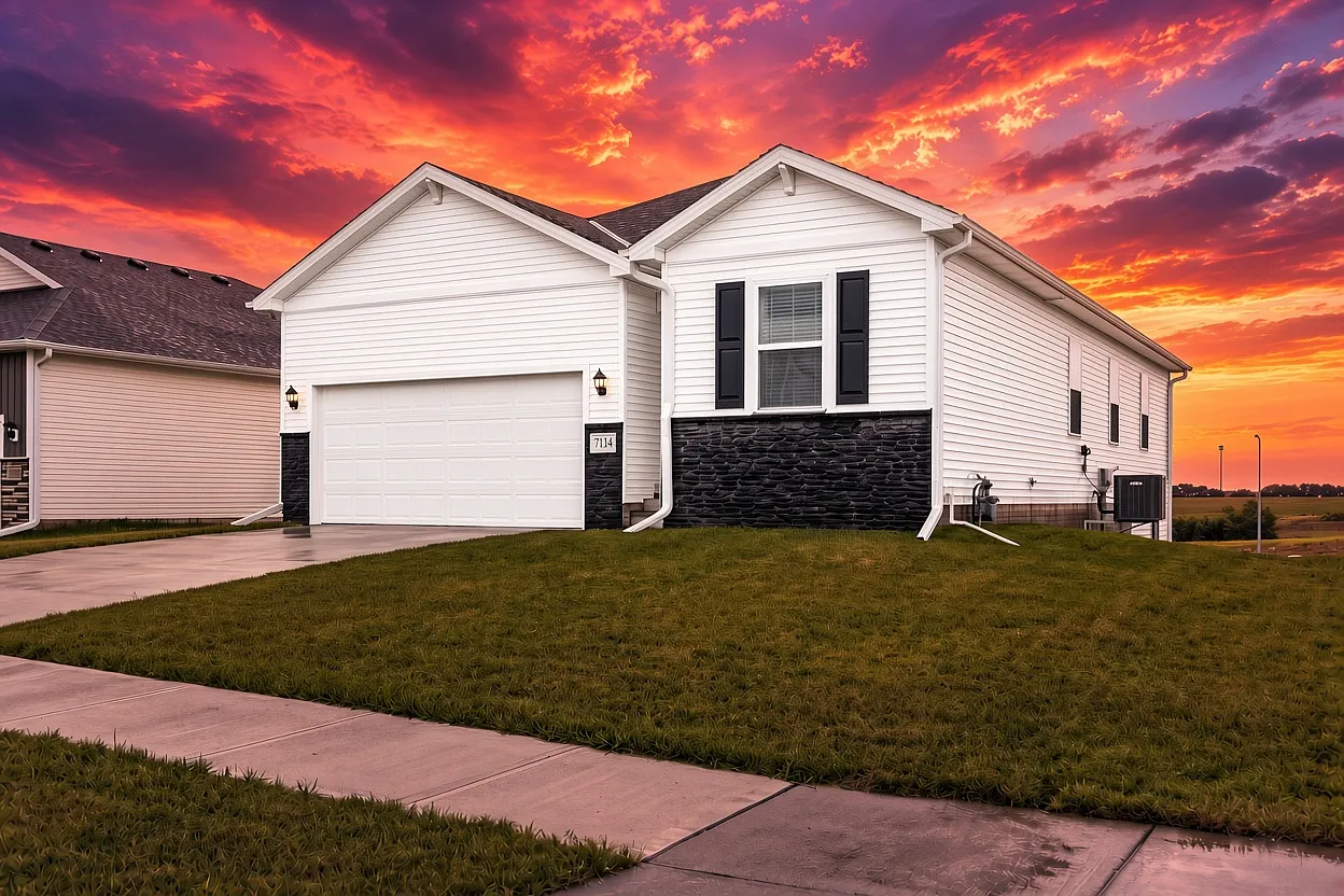 4 bed, 2219 sqft, $2,450 — Photo 1