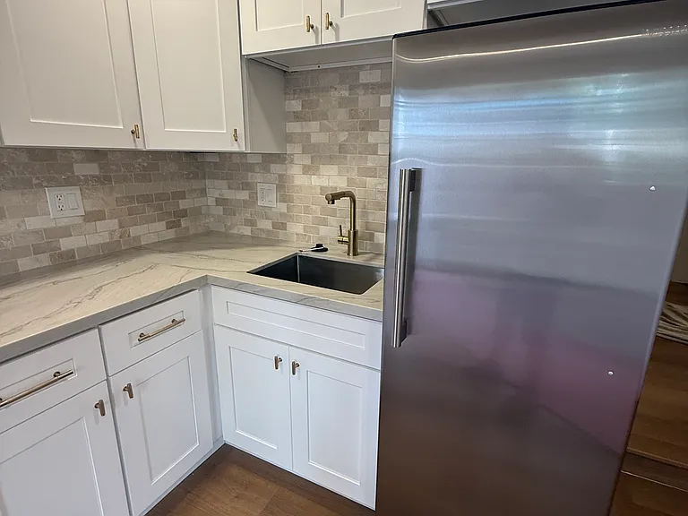 4395 Aragon Way #B — Photo 11