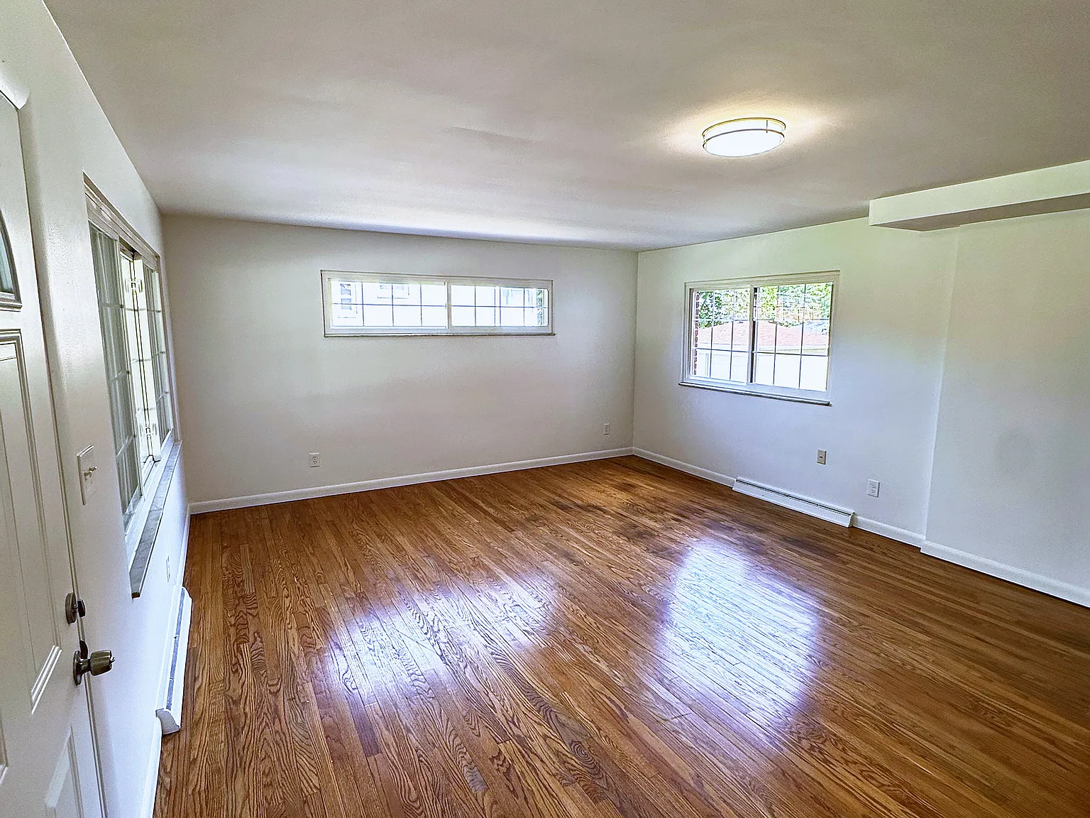 3 bed, 1700 sqft, $2,199 — Photo 4