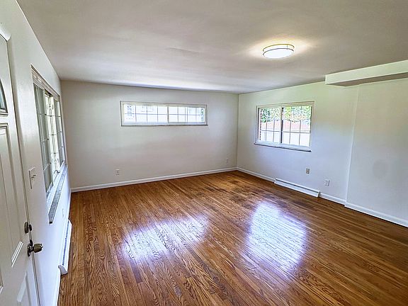 4th image of 2901 Chamberlain Rd #2909