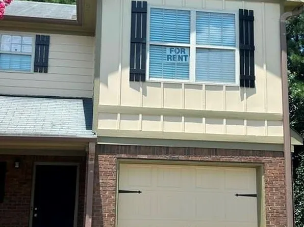 137 Avalon Dr, Calhoun, GA 30701