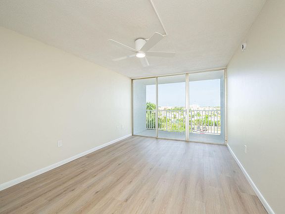 5th image of 3312 Northside Dr APT 504