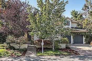 1st image of 10 Elmwood Pl